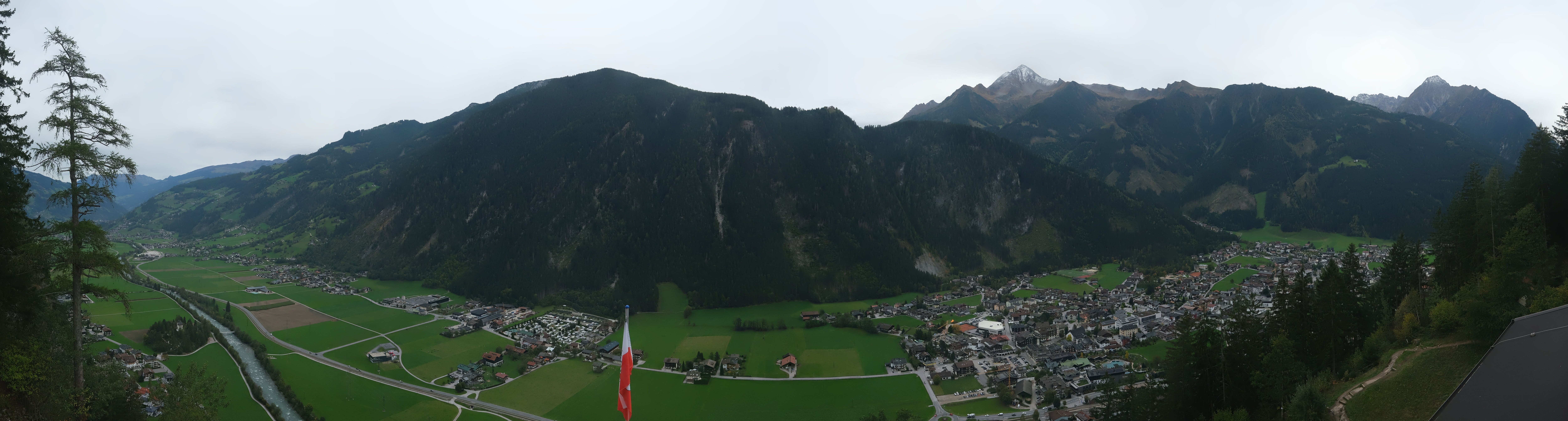 Archiv Foto Webcam Mayrhofen im Zillertal: Blick vom Gasthof Zimmereben
