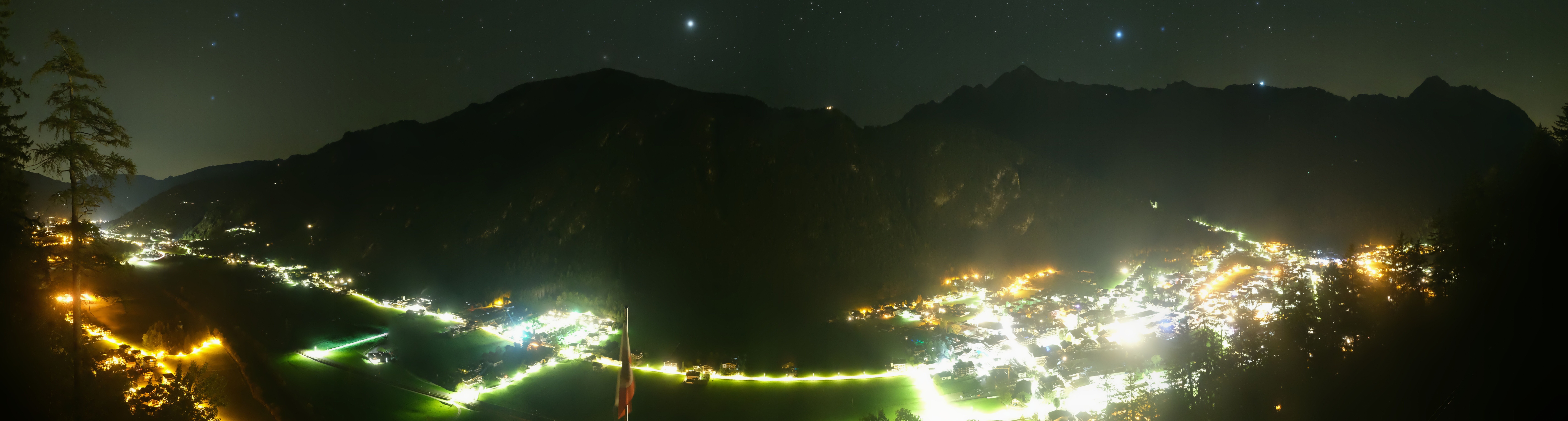 Archiv Foto Webcam Mayrhofen im Zillertal: Blick vom Gasthof Zimmereben