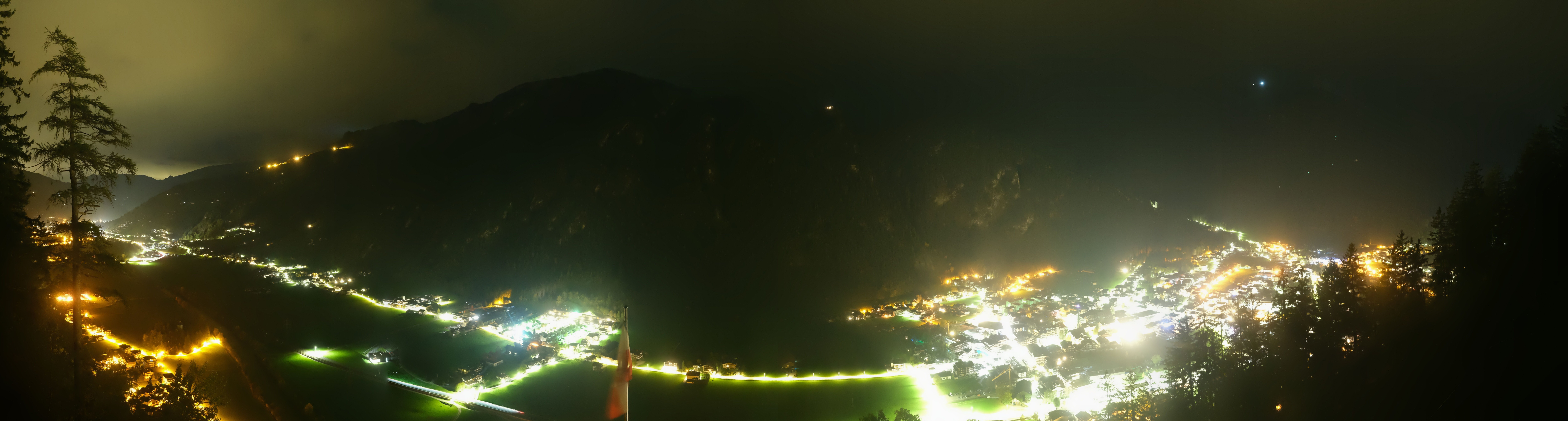 Archiv Foto Webcam Mayrhofen im Zillertal: Blick vom Gasthof Zimmereben