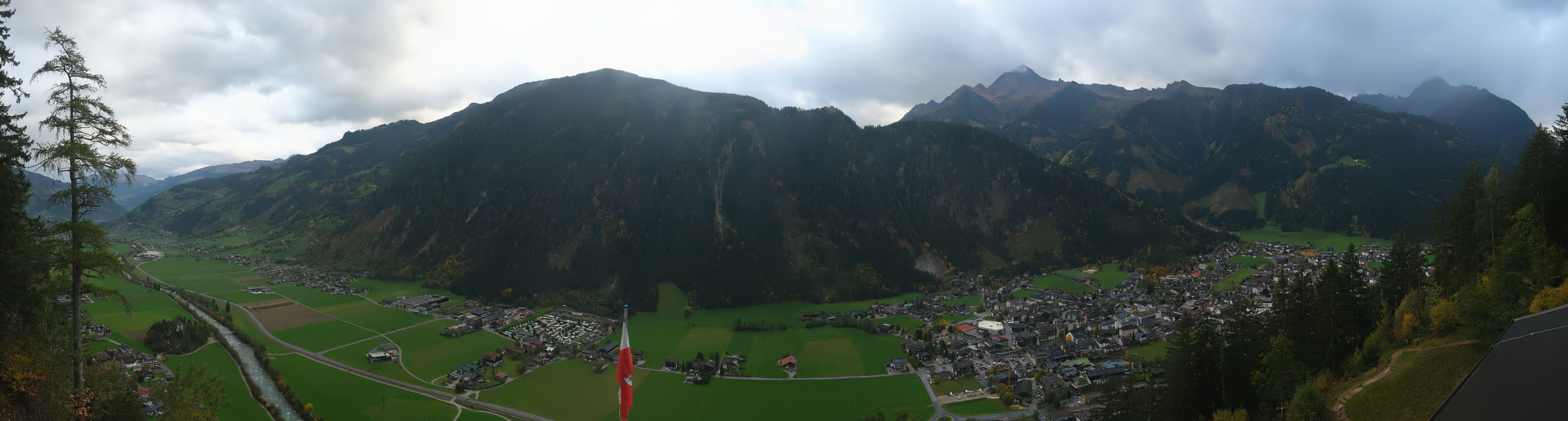 Archiv Foto Webcam Mayrhofen im Zillertal: Blick vom Gasthof Zimmereben