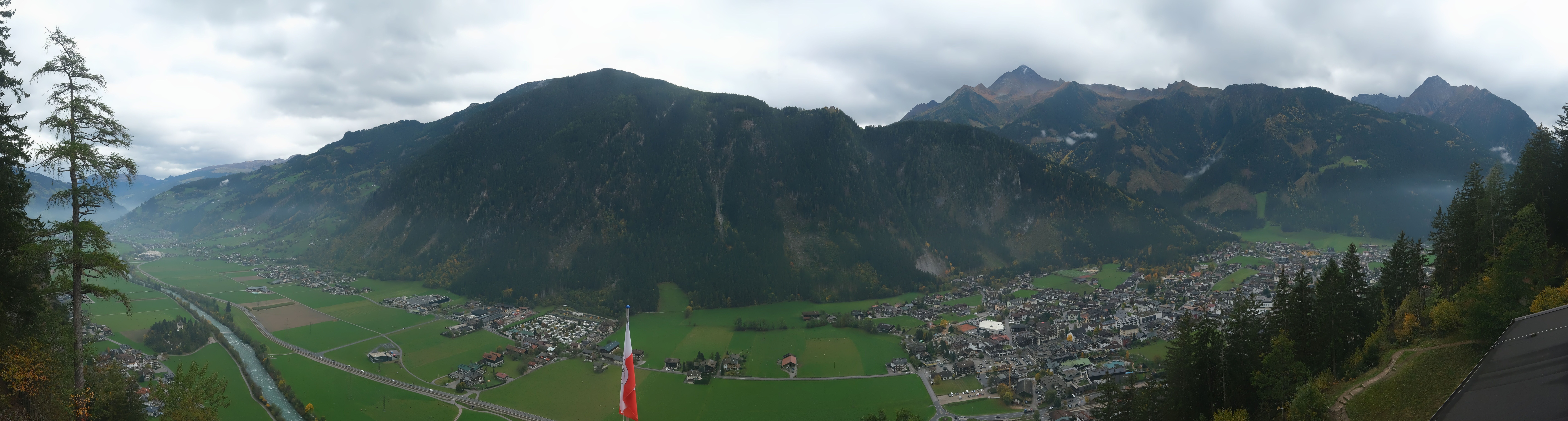 Archiv Foto Webcam Mayrhofen im Zillertal: Blick vom Gasthof Zimmereben