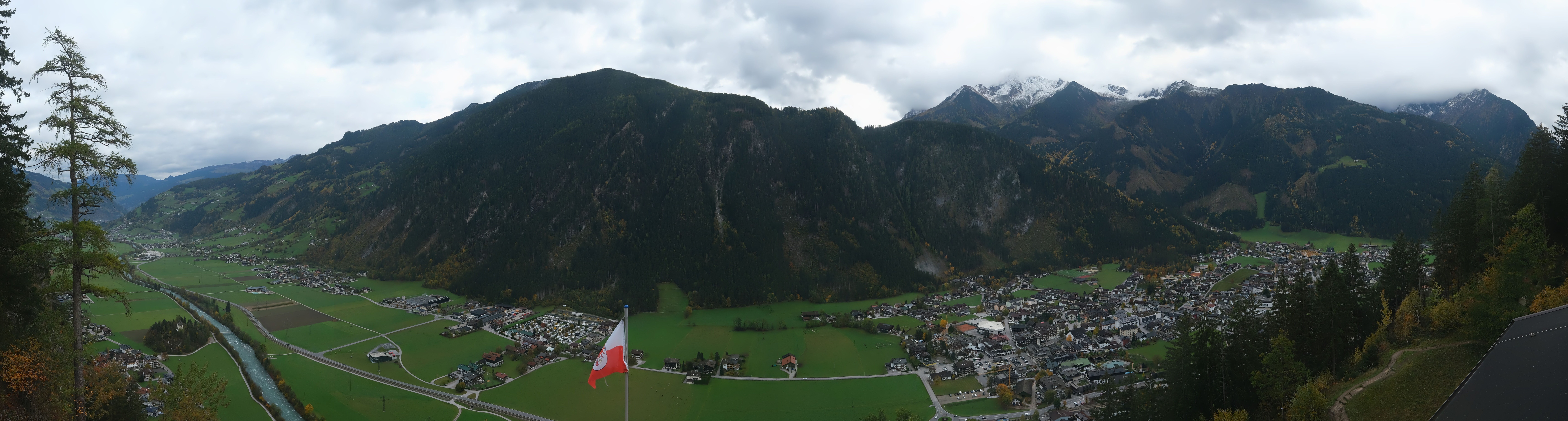 Archiv Foto Webcam Mayrhofen im Zillertal: Blick vom Gasthof Zimmereben