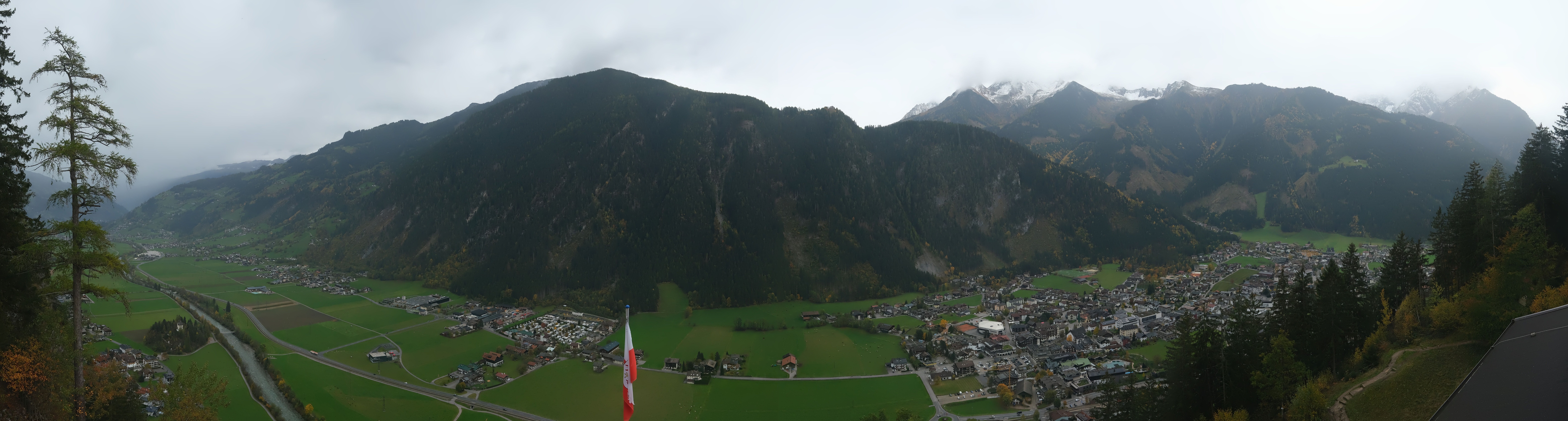 Archiv Foto Webcam Mayrhofen im Zillertal: Blick vom Gasthof Zimmereben