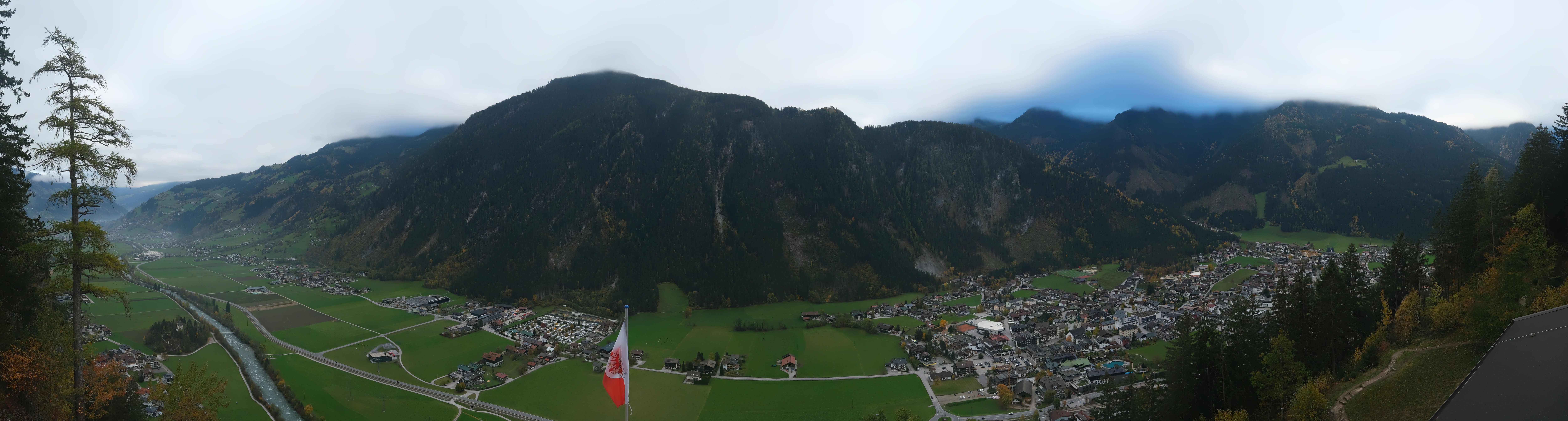 Archiv Foto Webcam Mayrhofen im Zillertal: Blick vom Gasthof Zimmereben
