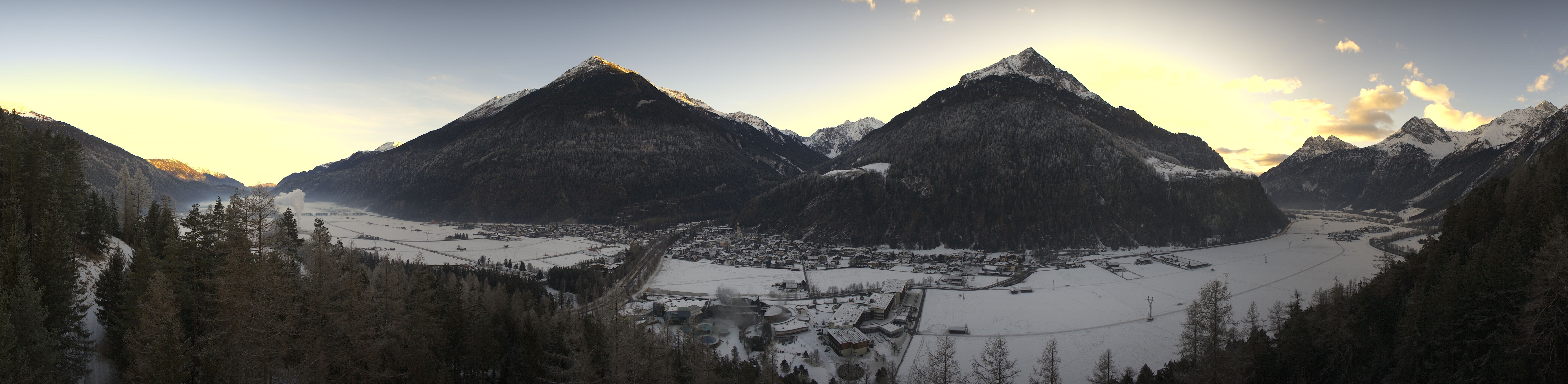 Archiv Foto Webcam Blick auf Längenfeld