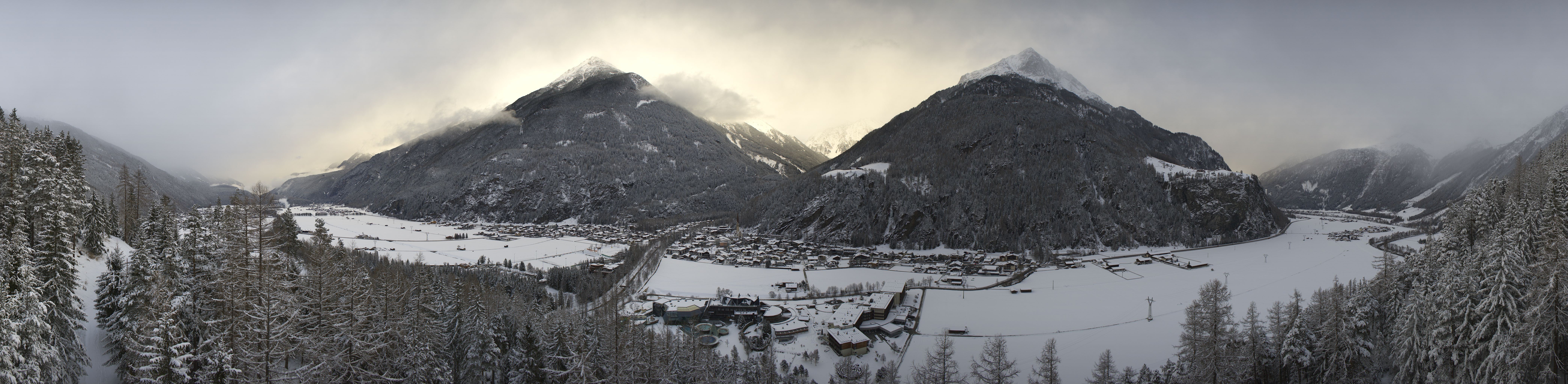 Archiv Foto Webcam Blick auf Längenfeld