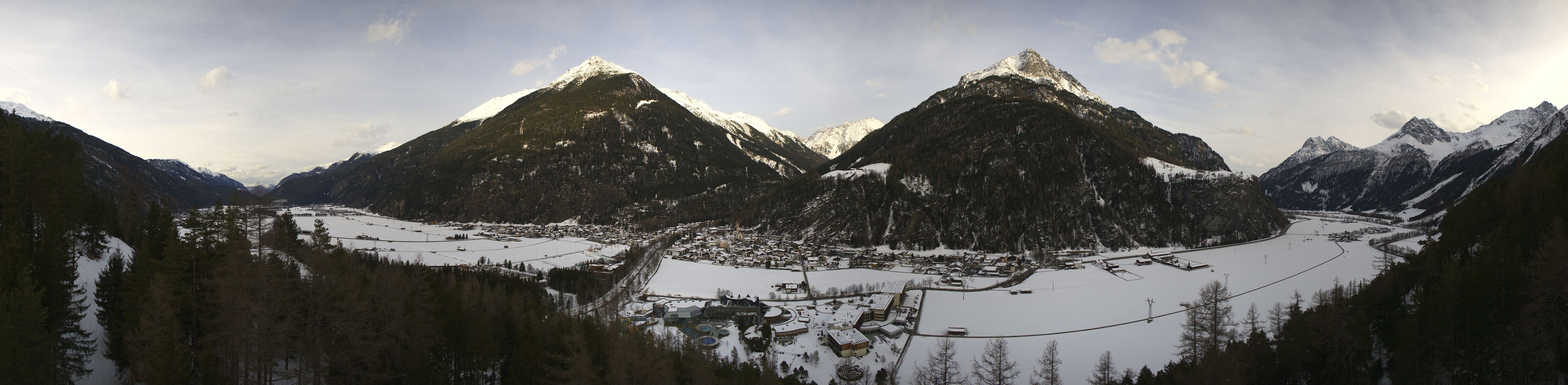 Archiv Foto Webcam Blick auf Längenfeld