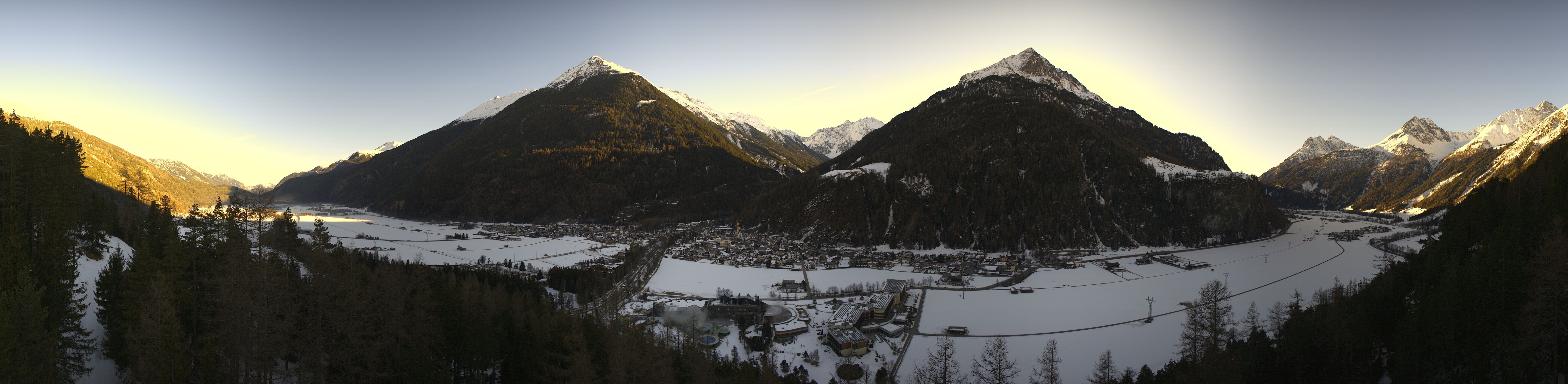 Archived image Webcam View of Längenfeld