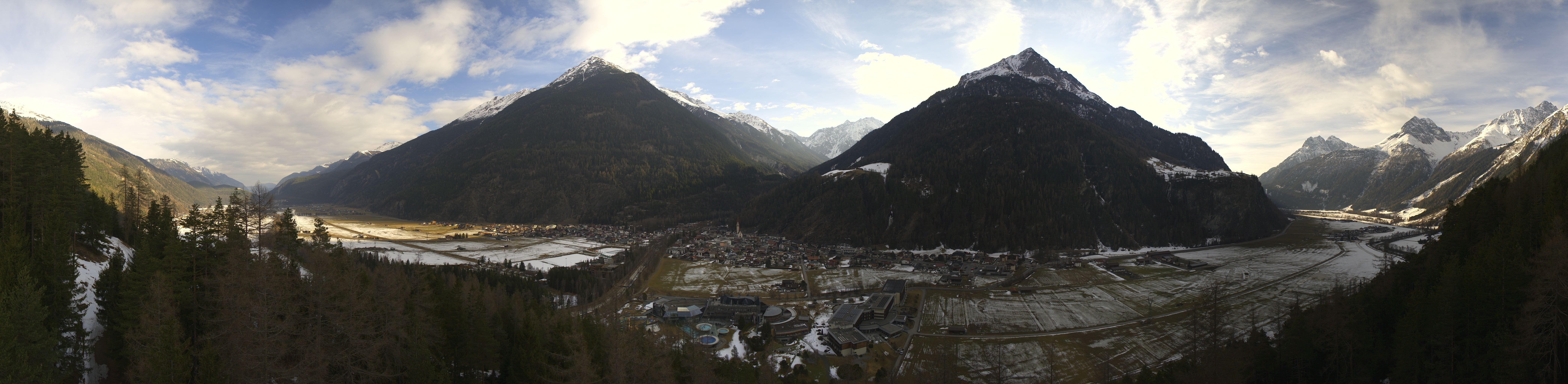 Archiv Foto Webcam Blick auf Längenfeld