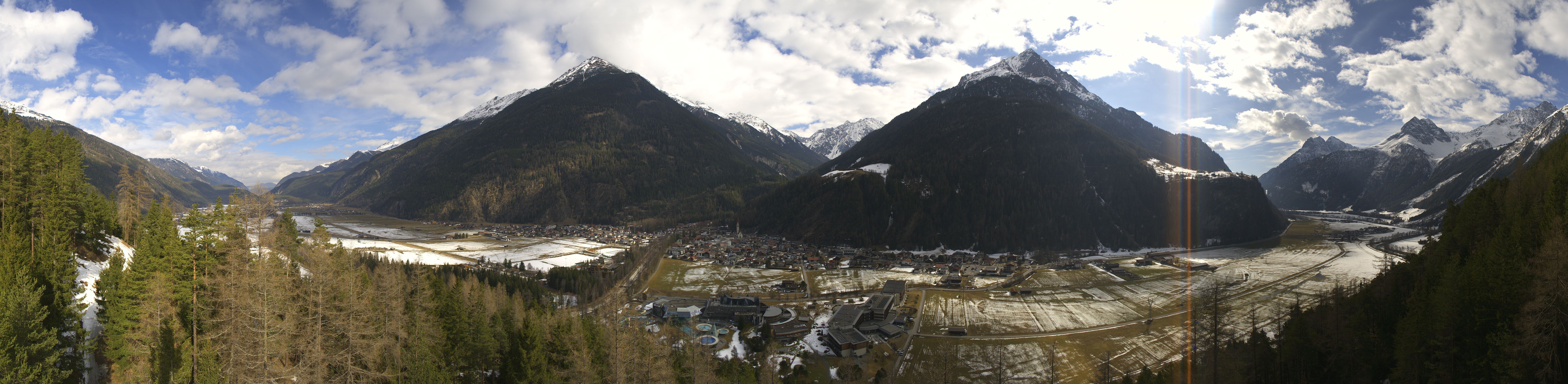 Archiv Foto Webcam Blick auf Längenfeld