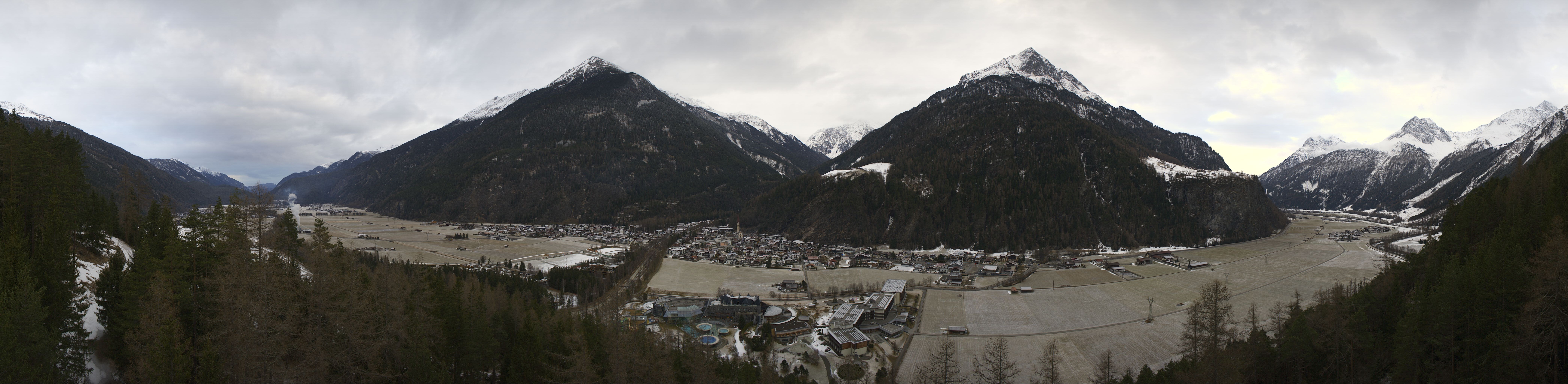 Archiv Foto Webcam Blick auf Längenfeld
