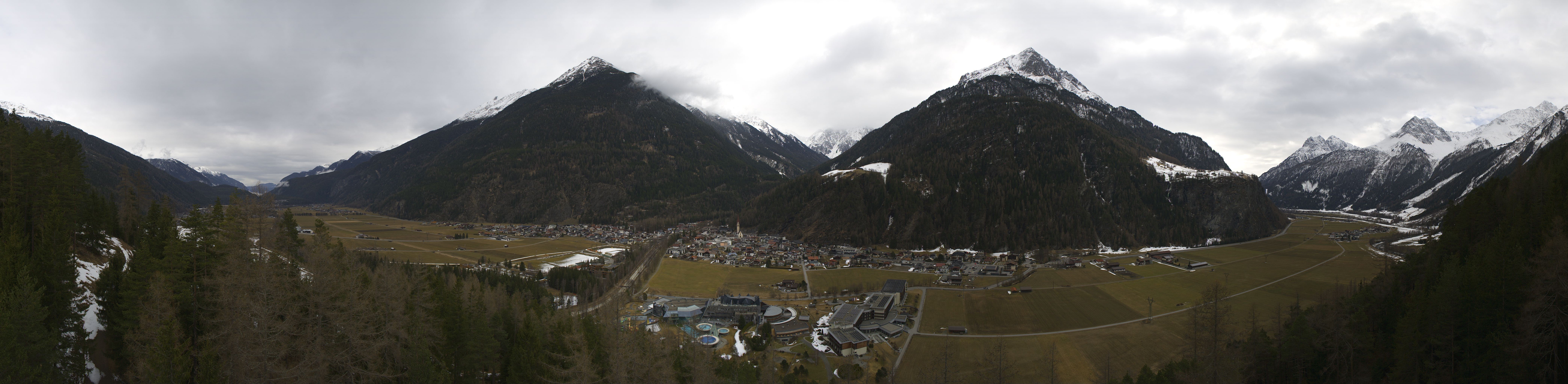 Archiv Foto Webcam Blick auf Längenfeld