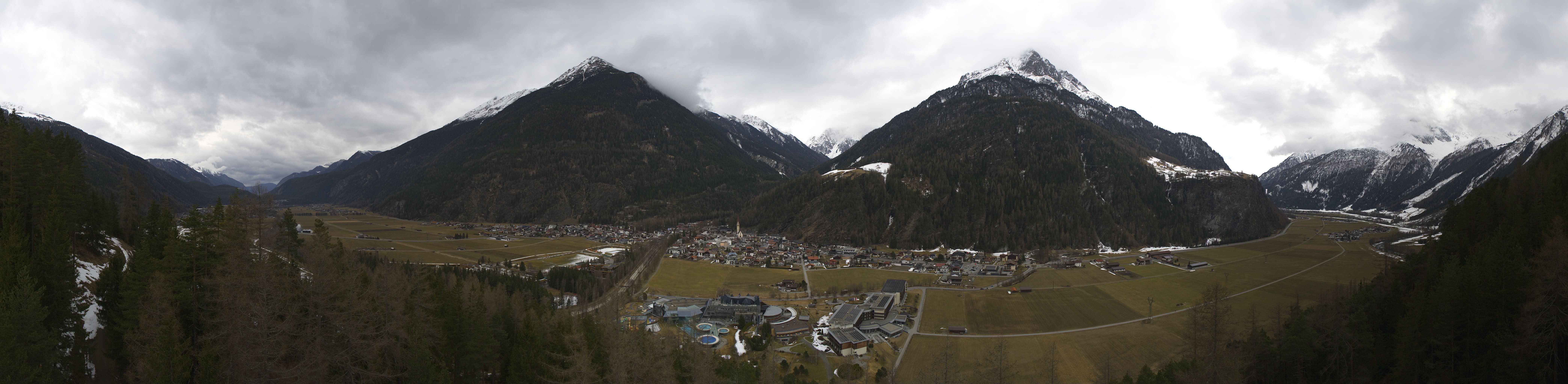 Archiv Foto Webcam Blick auf Längenfeld