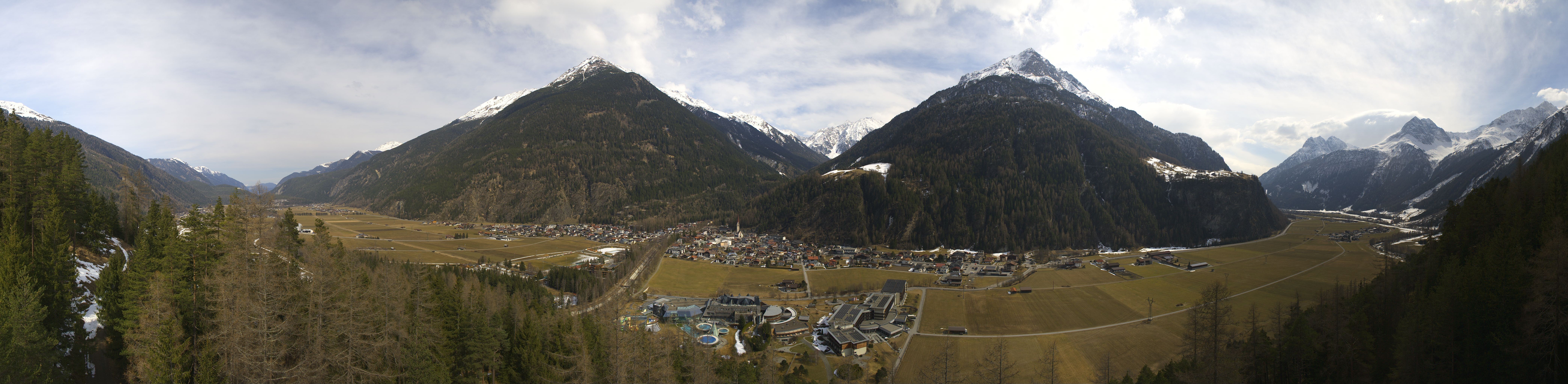 Archived image Webcam View of Längenfeld