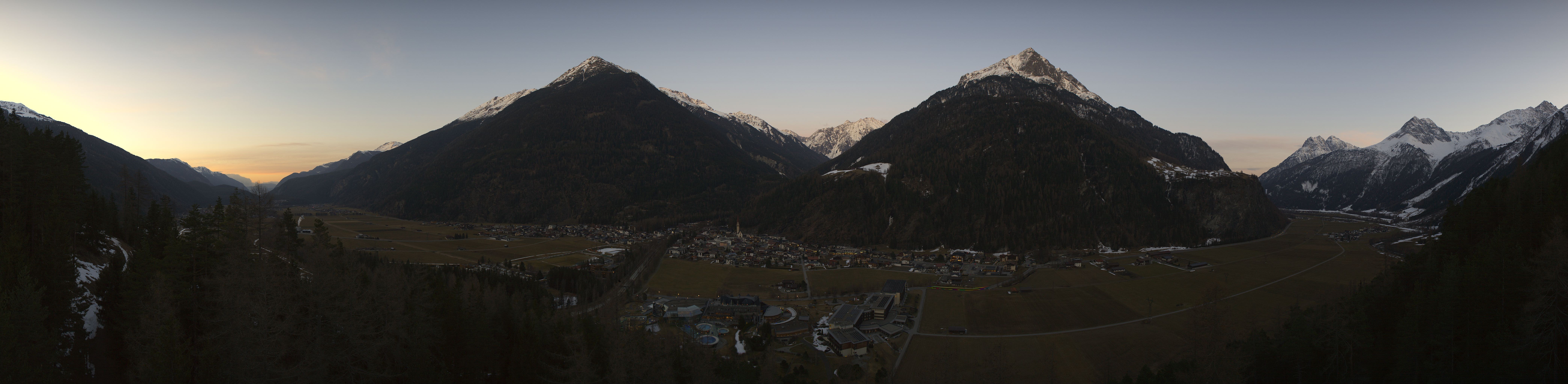 Archived image Webcam View of Längenfeld