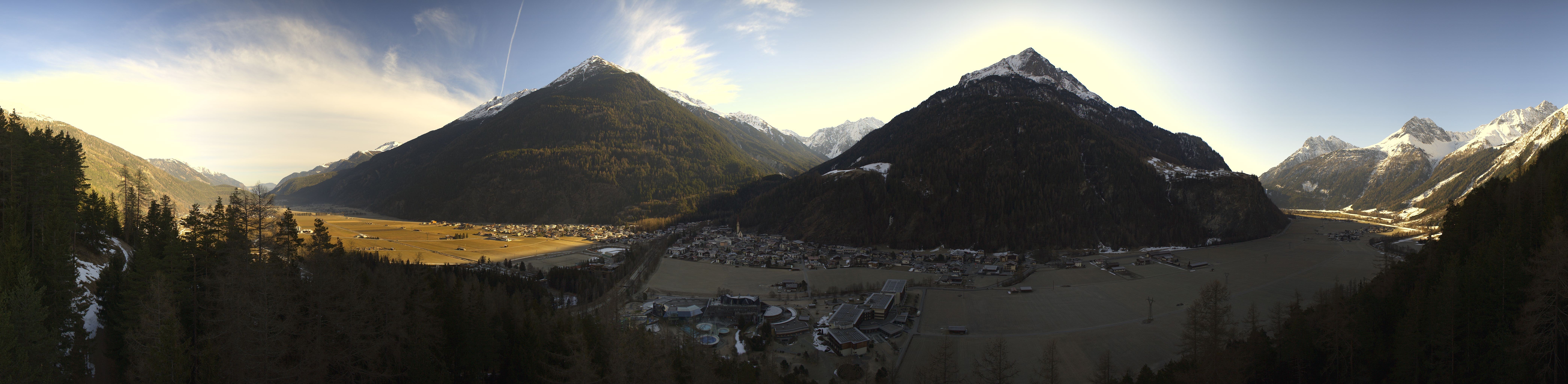 Archiv Foto Webcam Blick auf Längenfeld