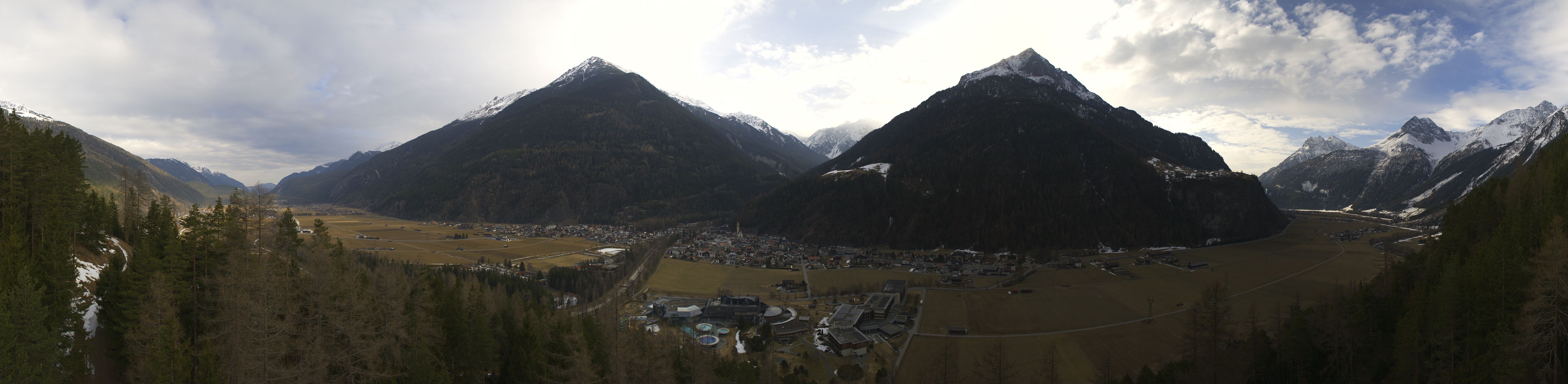 Archived image Webcam View of Längenfeld