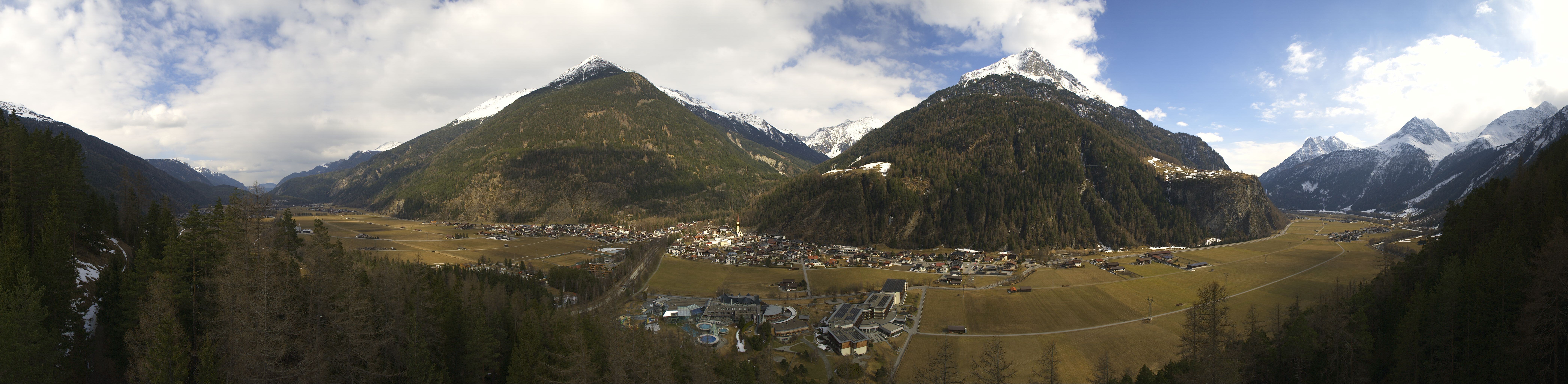 Archived image Webcam View of Längenfeld