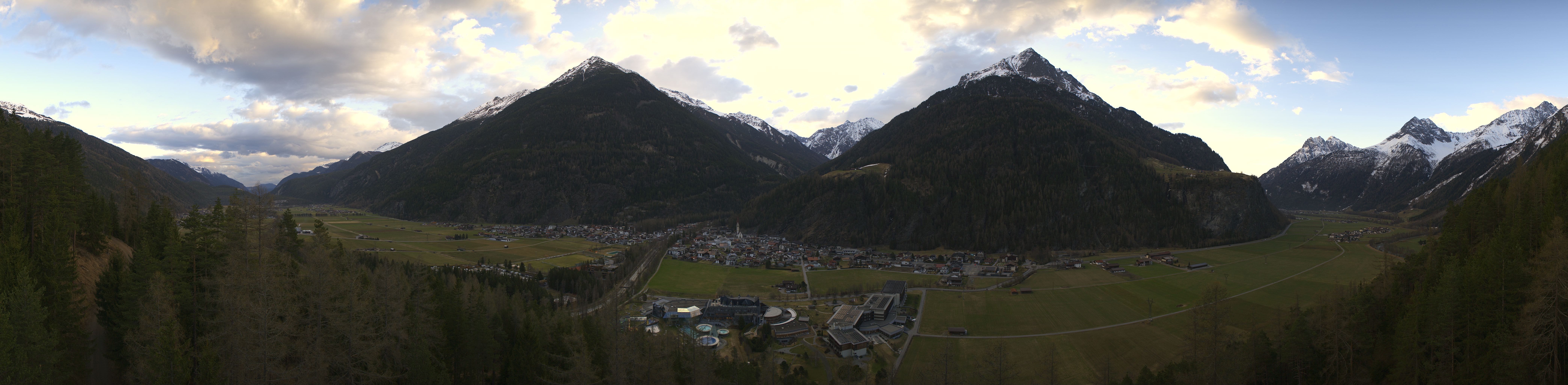 Archived image Webcam View of Längenfeld