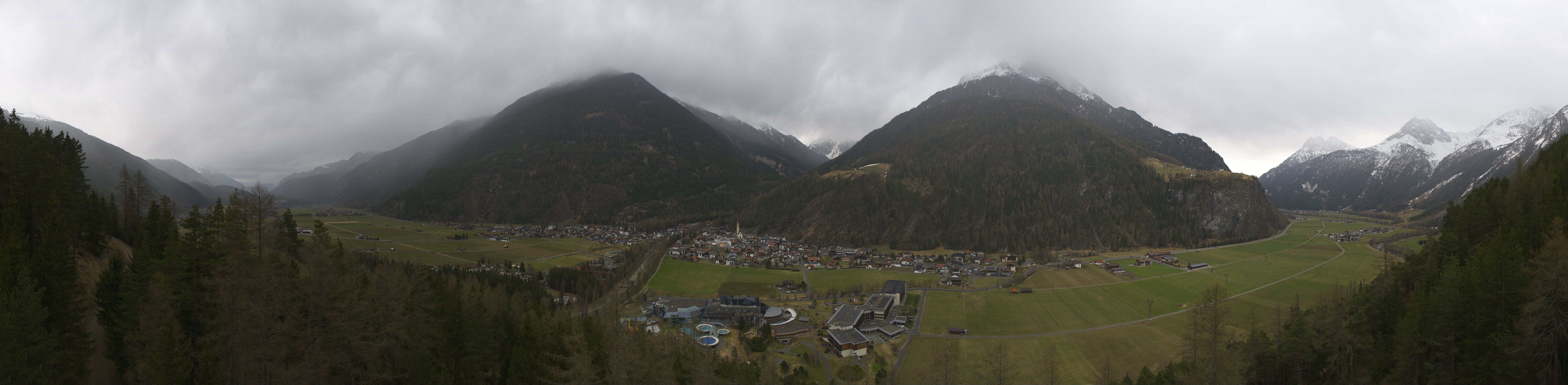 Archiv Foto Webcam Blick auf Längenfeld