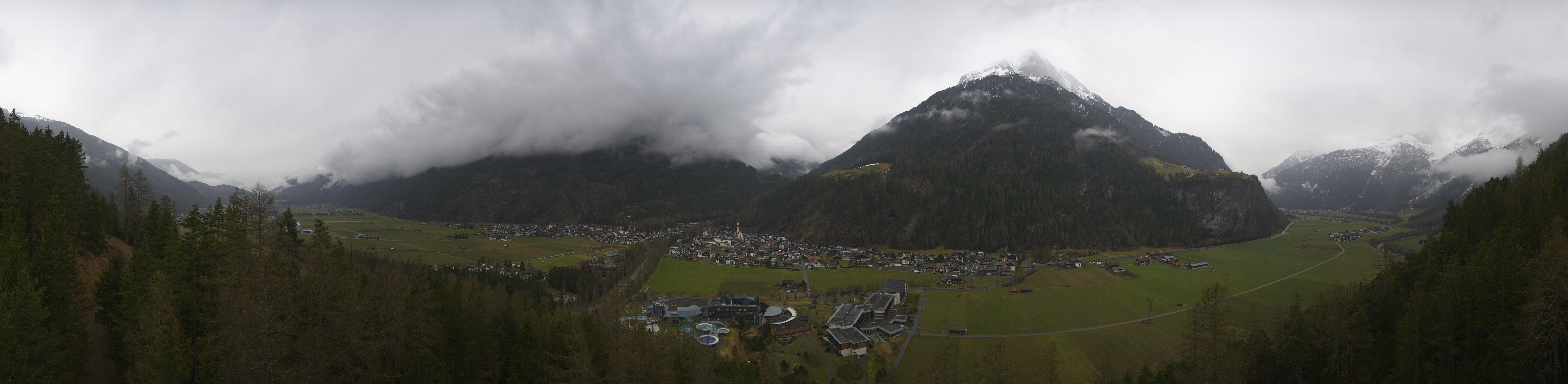 Archiv Foto Webcam Blick auf Längenfeld