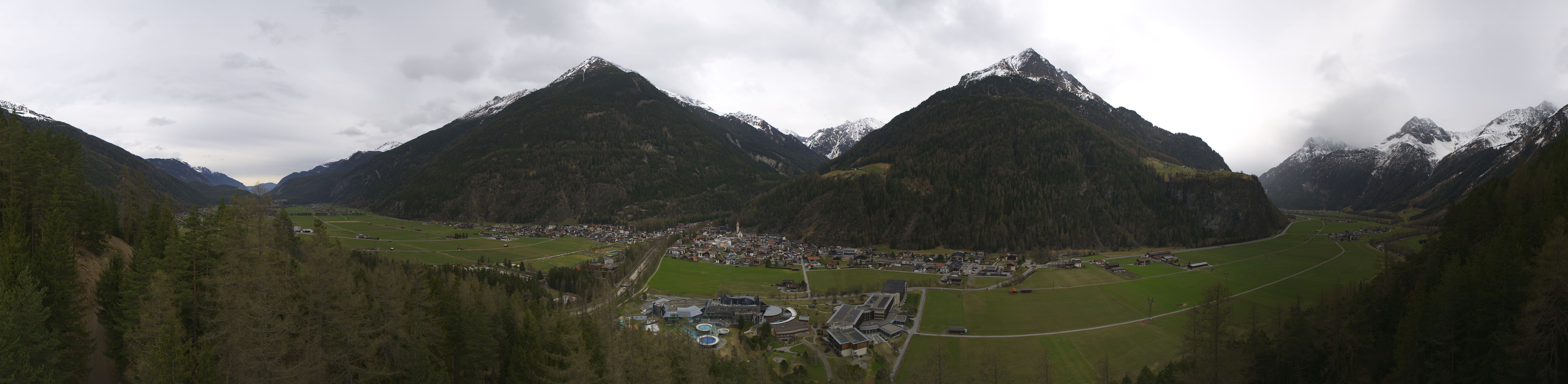 Archiv Foto Webcam Blick auf Längenfeld