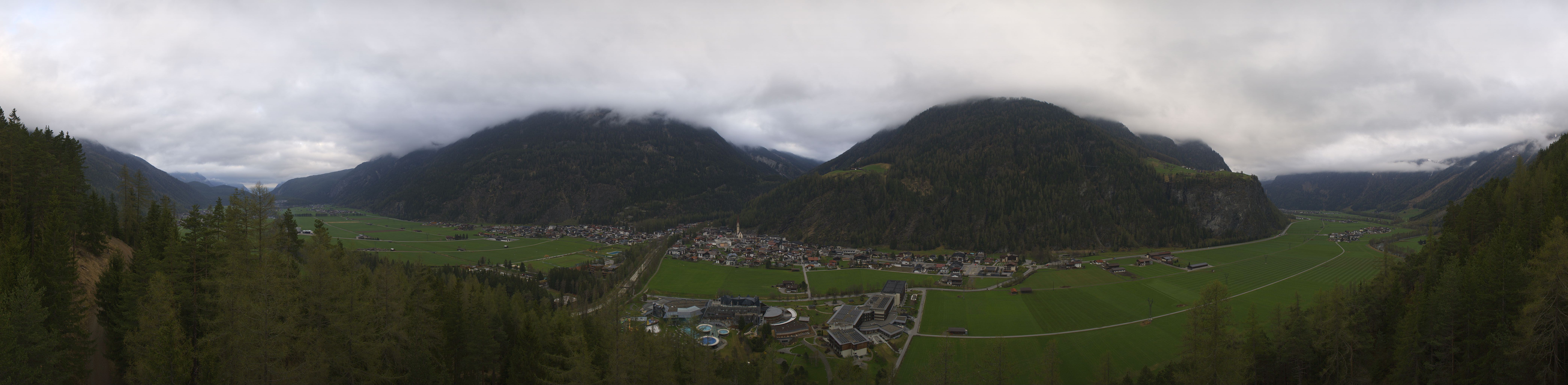 Archiv Foto Webcam Blick auf Längenfeld