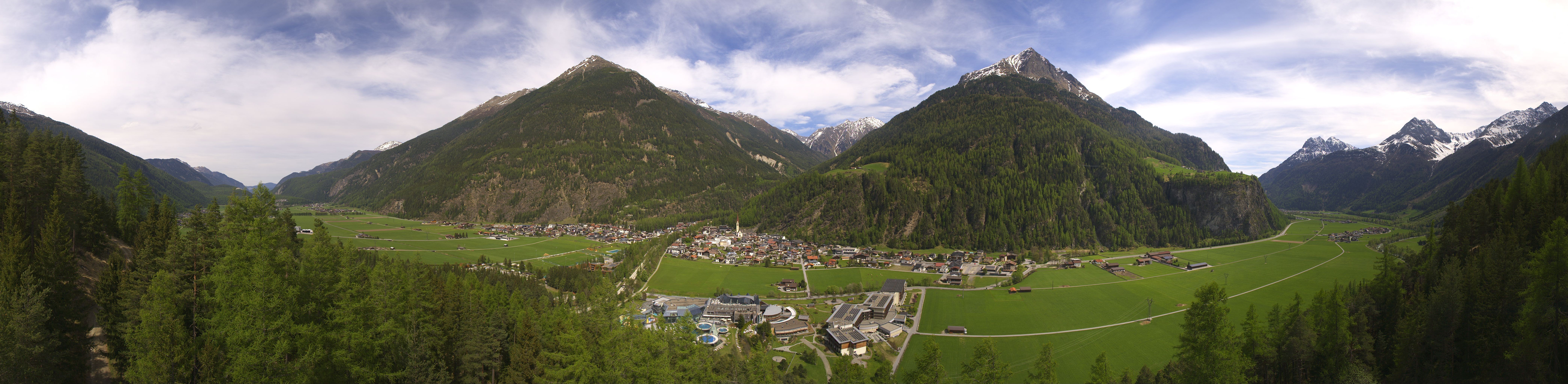Archiv Foto Webcam Blick auf Längenfeld