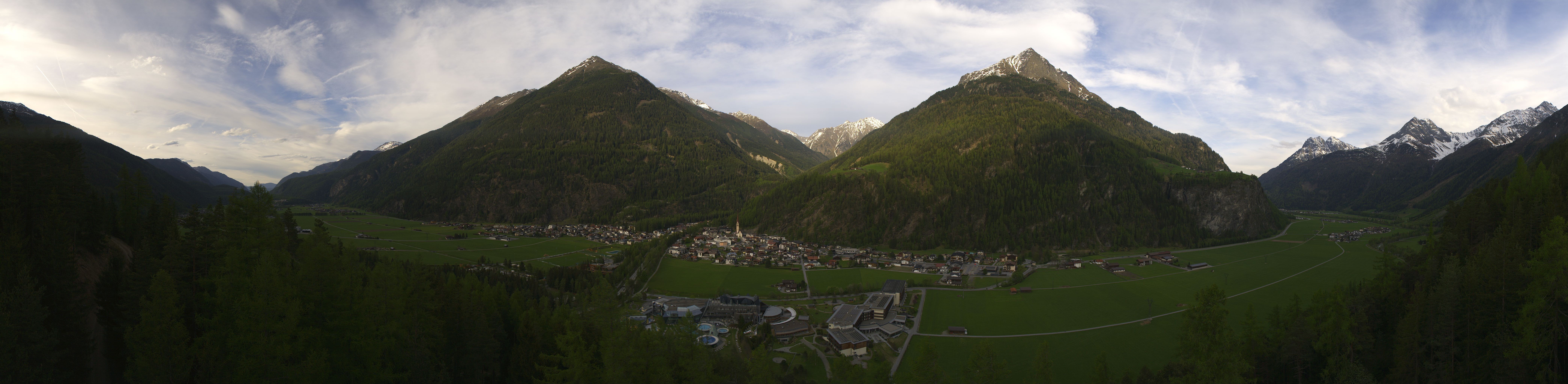 Archiv Foto Webcam Blick auf Längenfeld