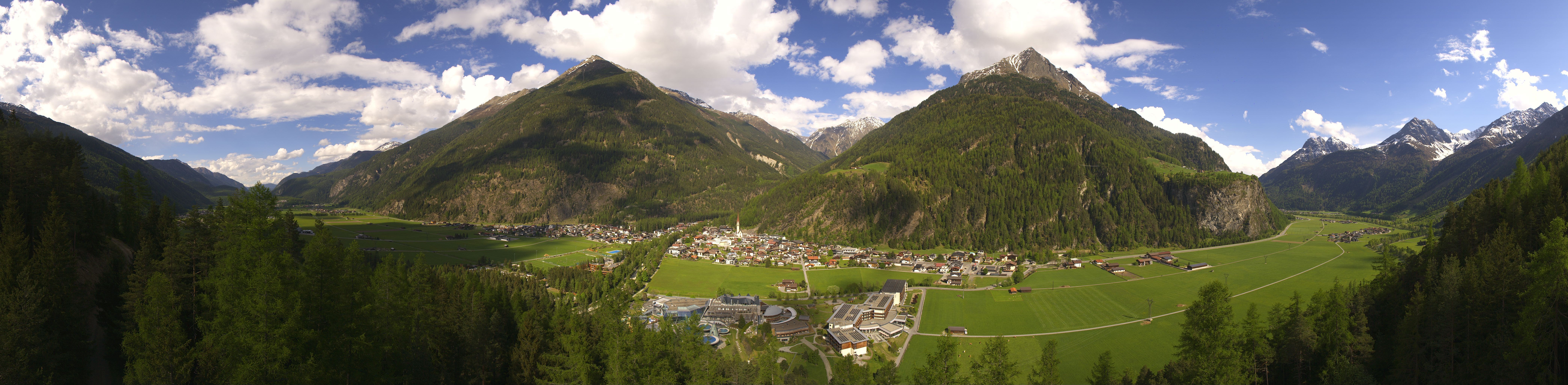 Archiv Foto Webcam Blick auf Längenfeld