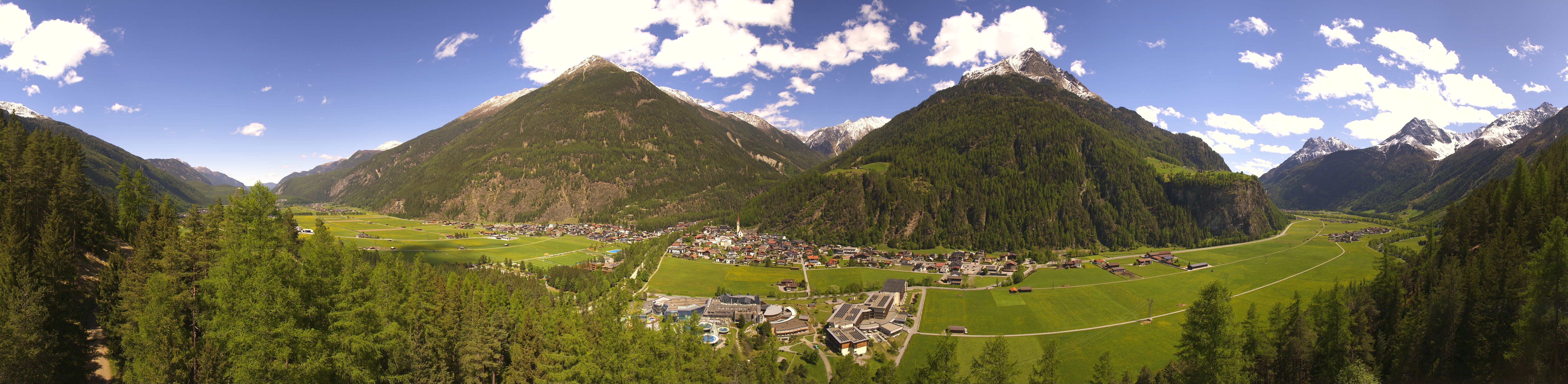 Archiv Foto Webcam Blick auf Längenfeld