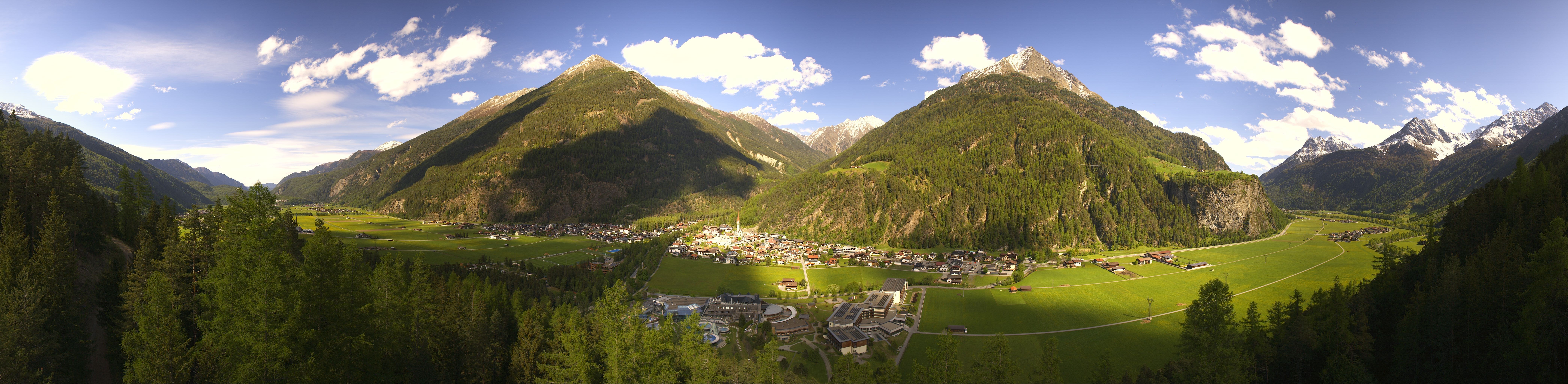Archiv Foto Webcam Blick auf Längenfeld