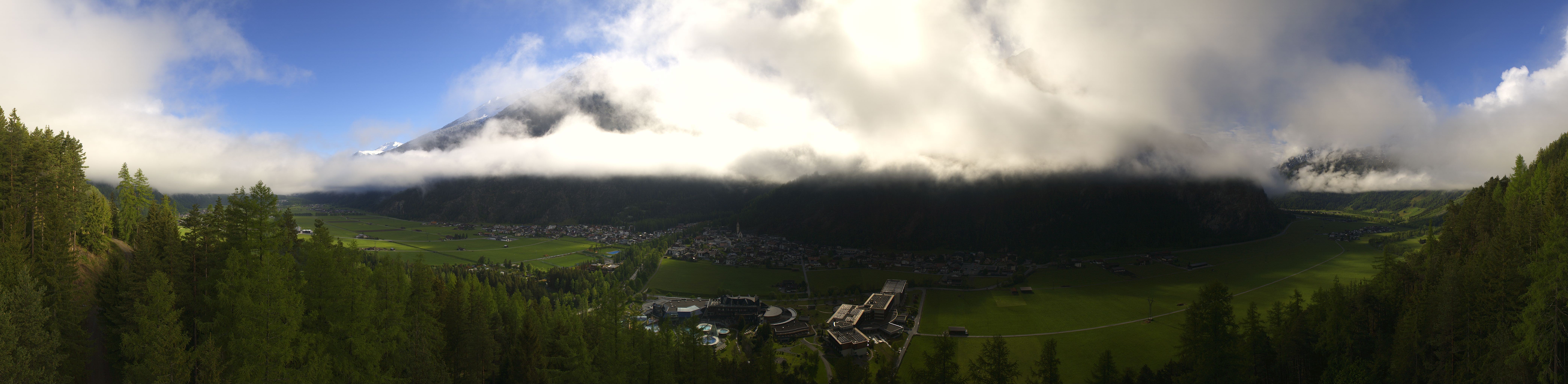 Archiv Foto Webcam Blick auf Längenfeld