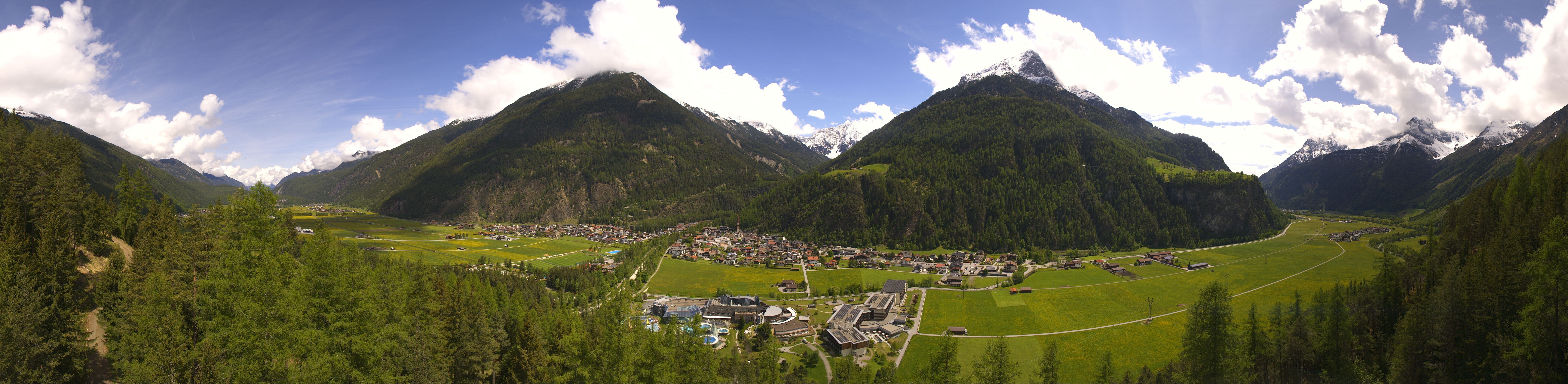 Archiv Foto Webcam Blick auf Längenfeld