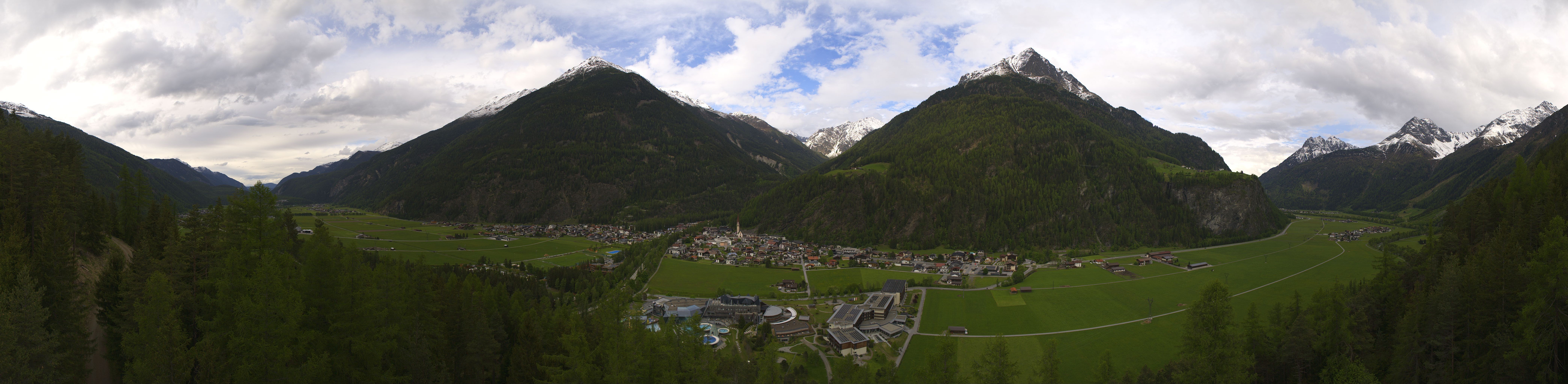Archiv Foto Webcam Blick auf Längenfeld