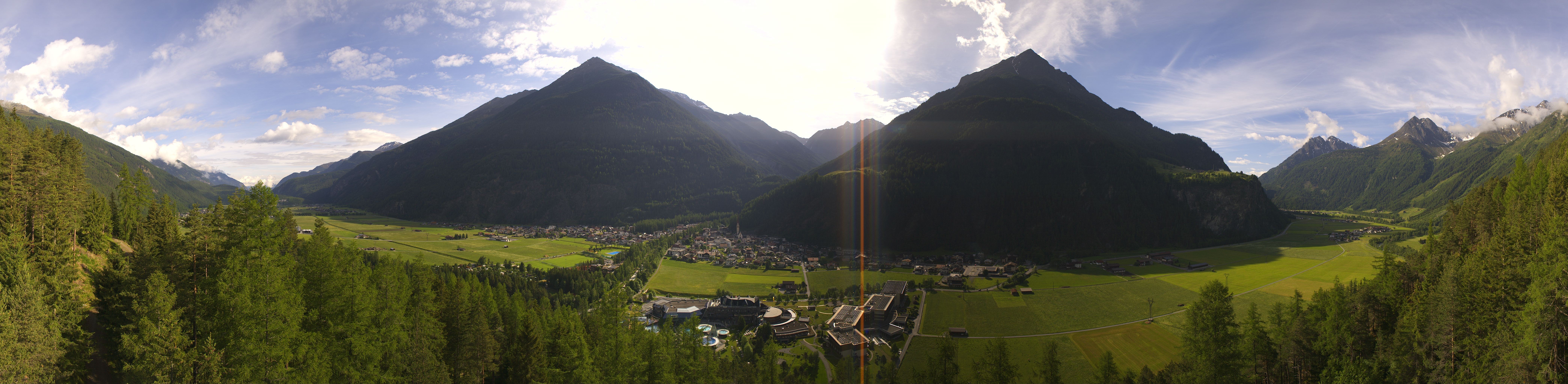 Archiv Foto Webcam Blick auf Längenfeld
