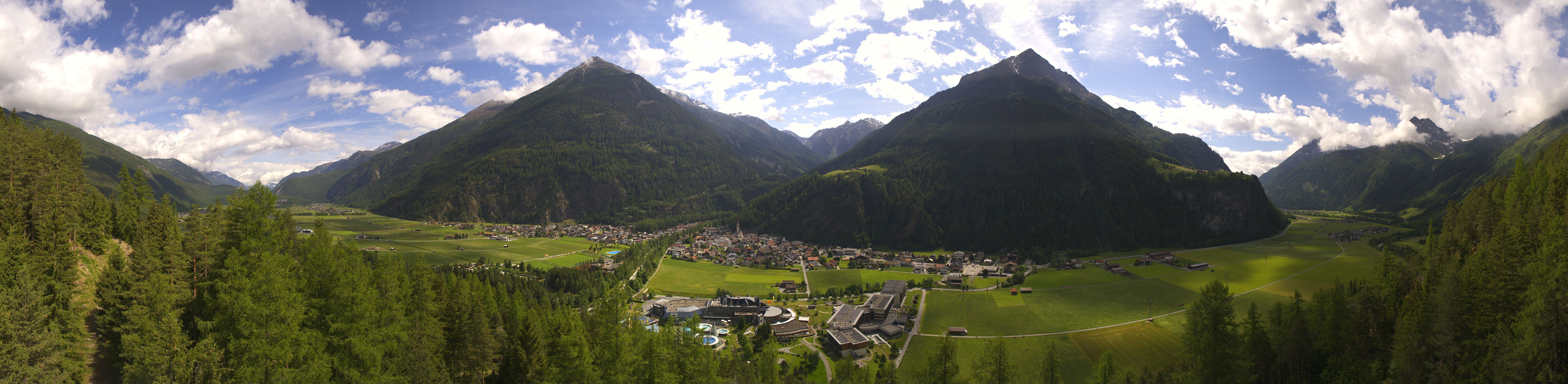 Archiv Foto Webcam Blick auf Längenfeld
