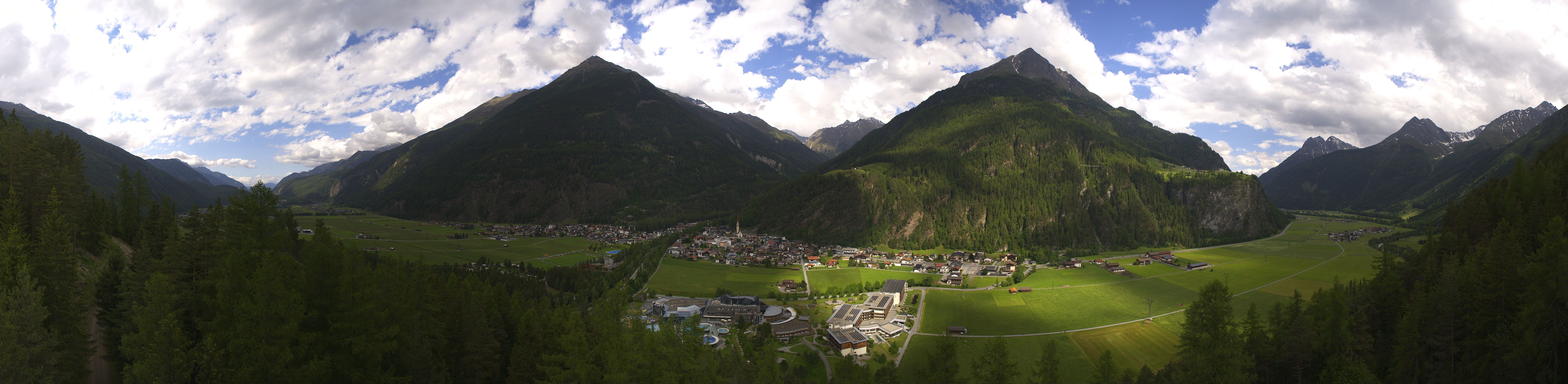 Archiv Foto Webcam Blick auf Längenfeld