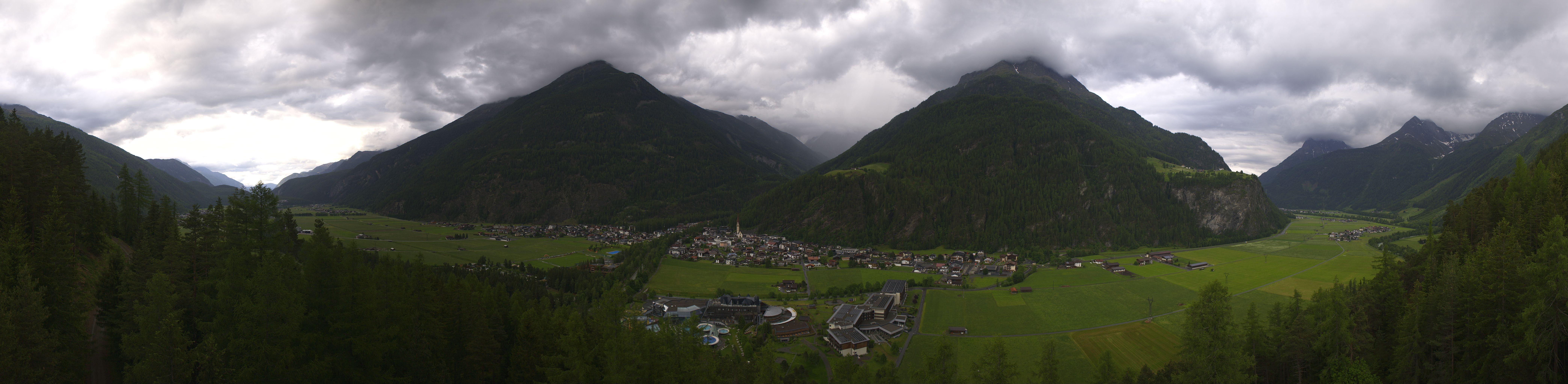 Archiv Foto Webcam Blick auf Längenfeld
