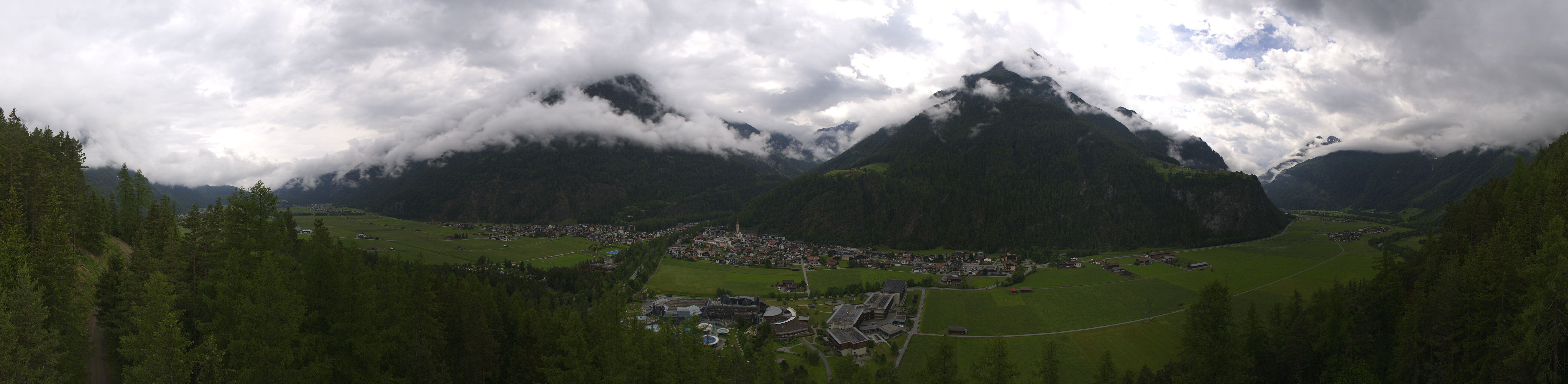 Archiv Foto Webcam Blick auf Längenfeld