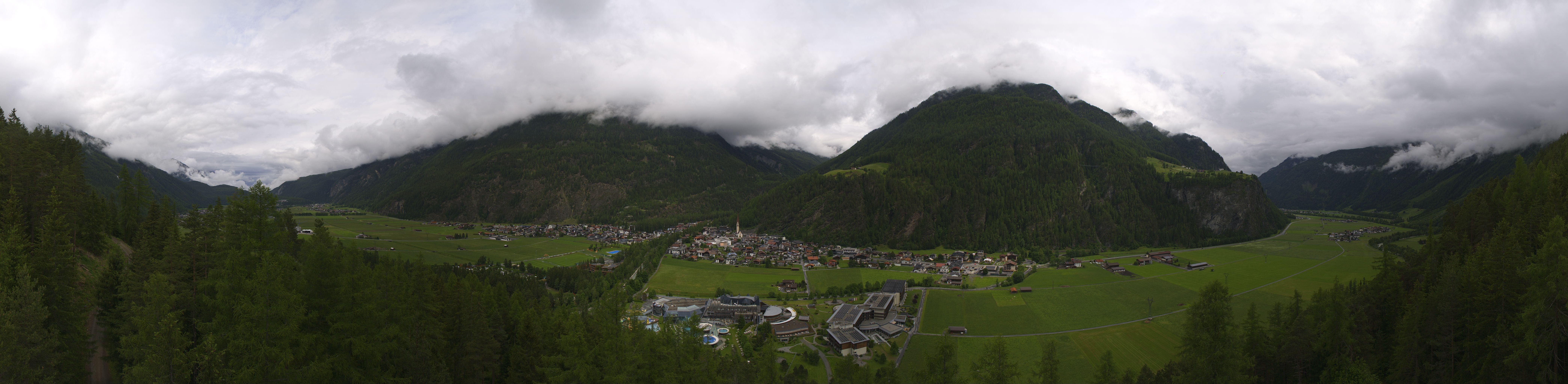 Archiv Foto Webcam Blick auf Längenfeld