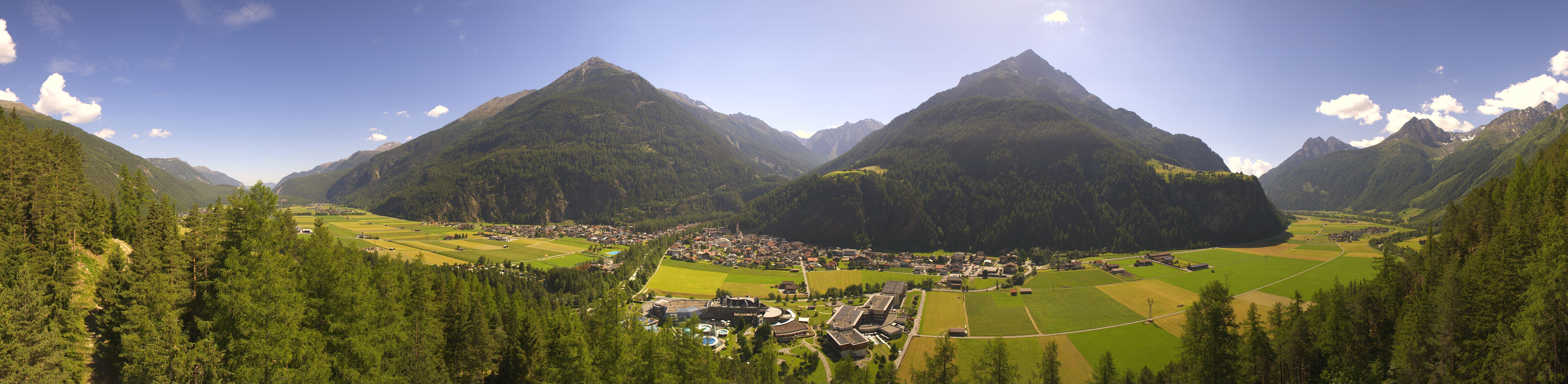 Archiv Foto Webcam Blick auf Längenfeld