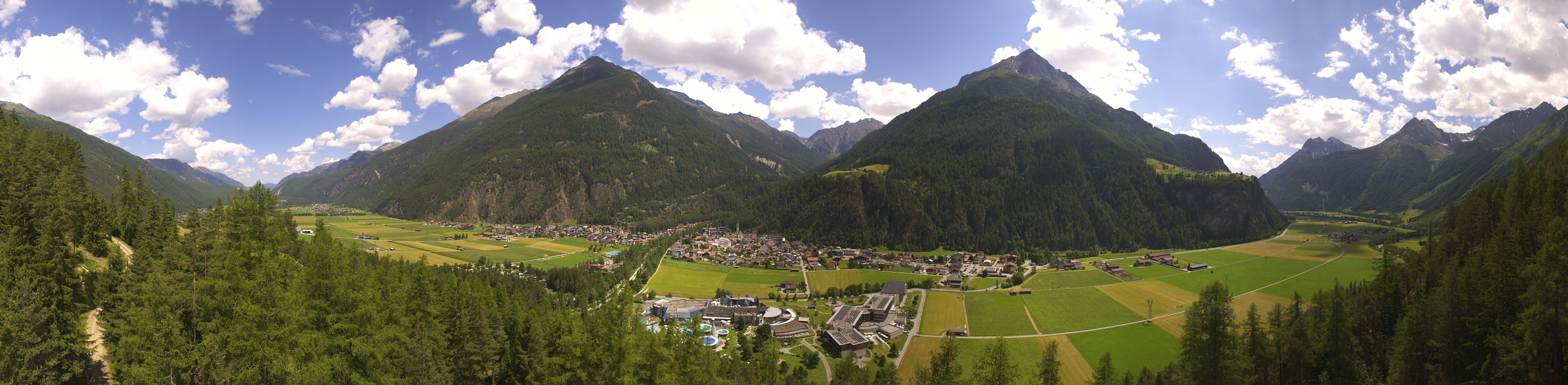 Archiv Foto Webcam Blick auf Längenfeld