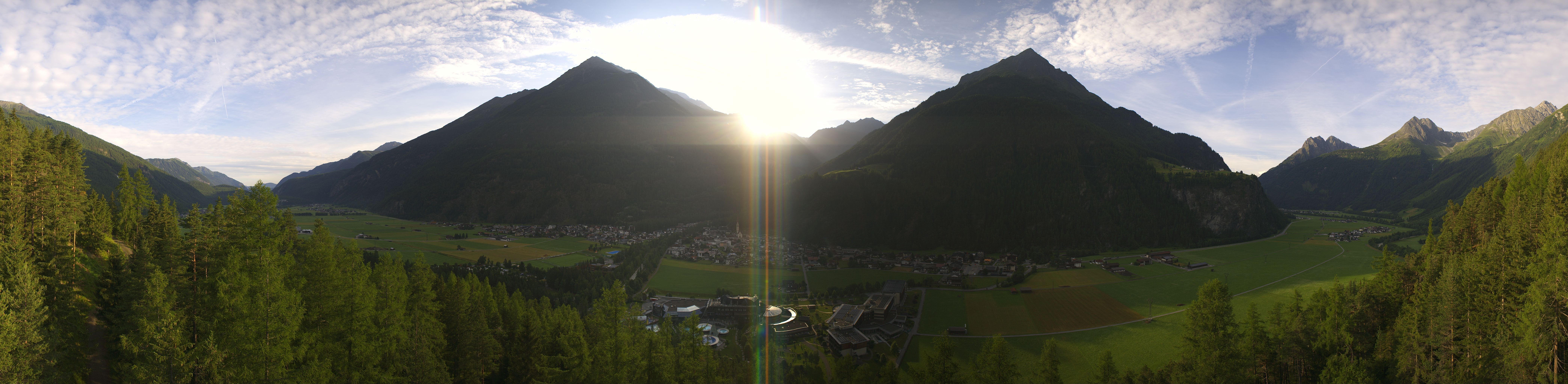 Archiv Foto Webcam Blick auf Längenfeld