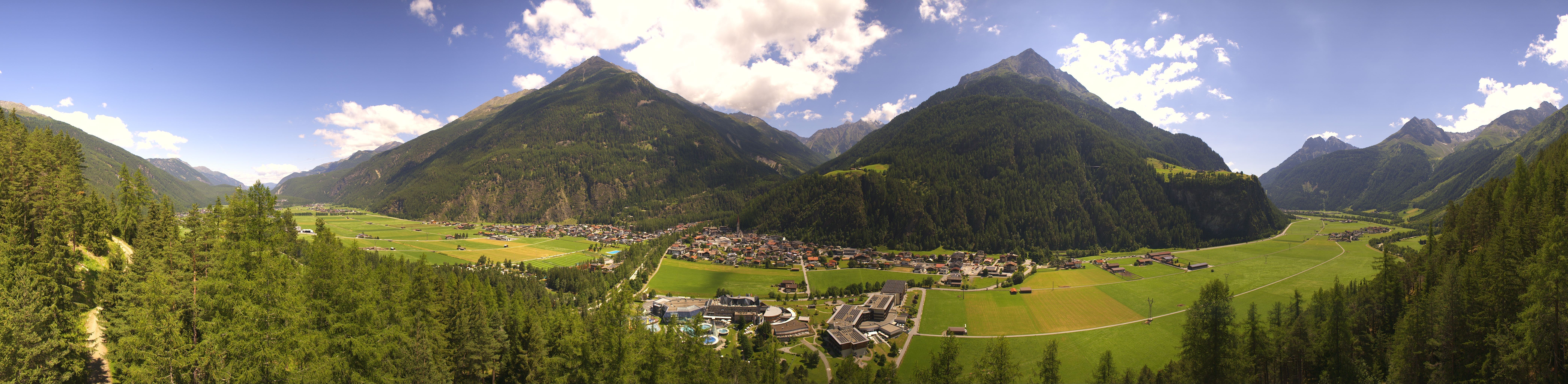 Archiv Foto Webcam Blick auf Längenfeld