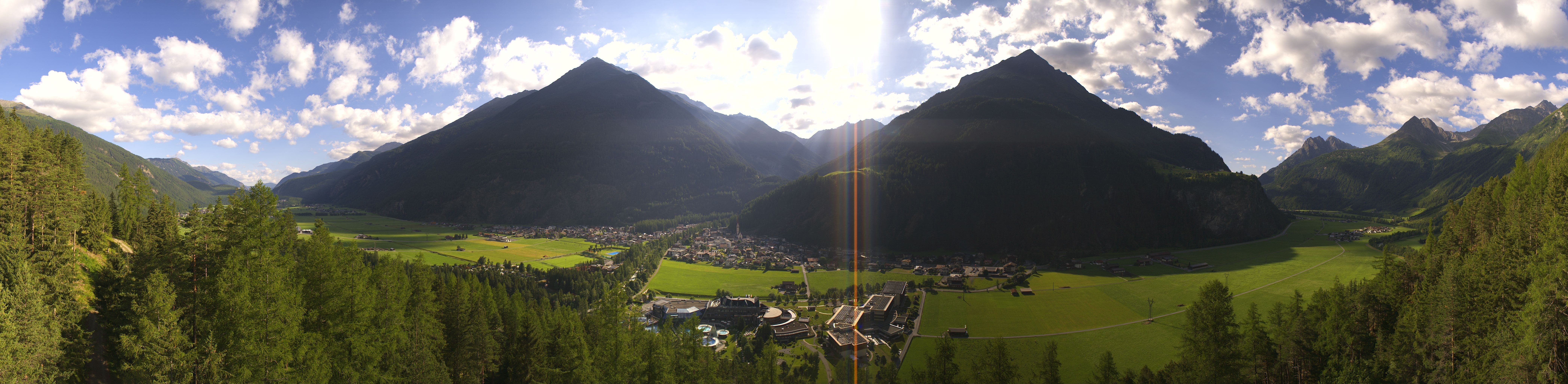 Archiv Foto Webcam Blick auf Längenfeld