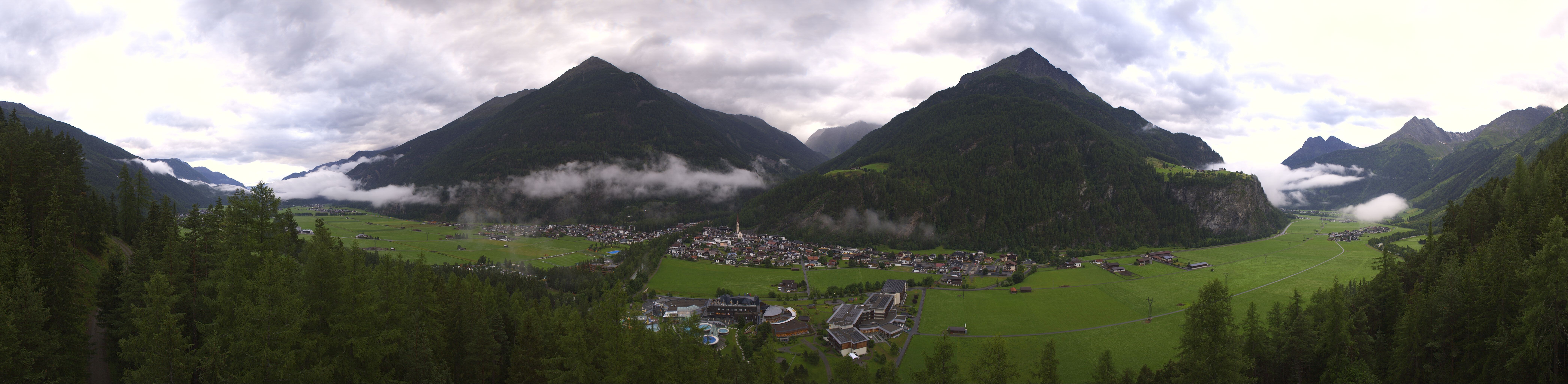 Archiv Foto Webcam Blick auf Längenfeld