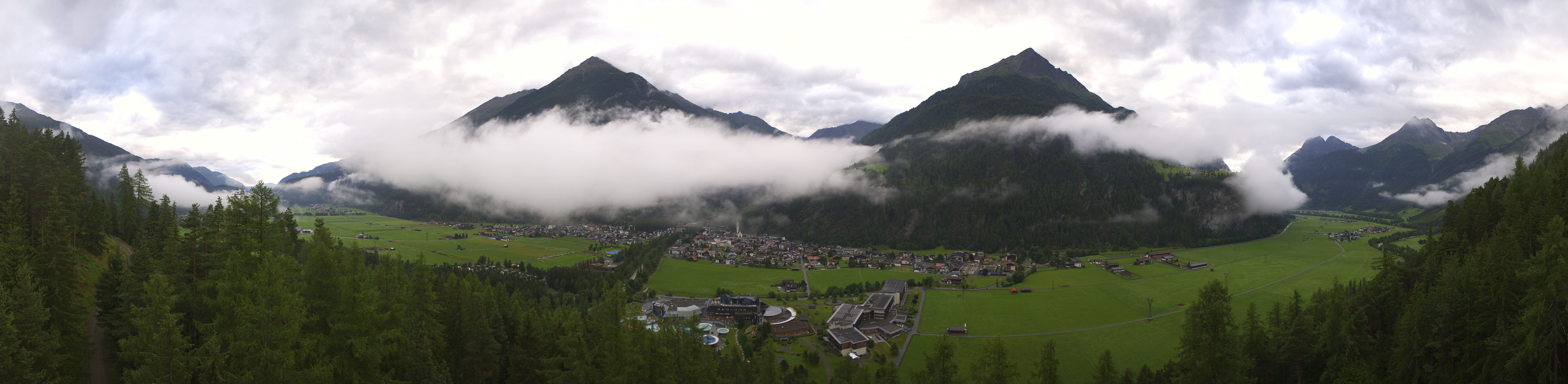Archiv Foto Webcam Blick auf Längenfeld