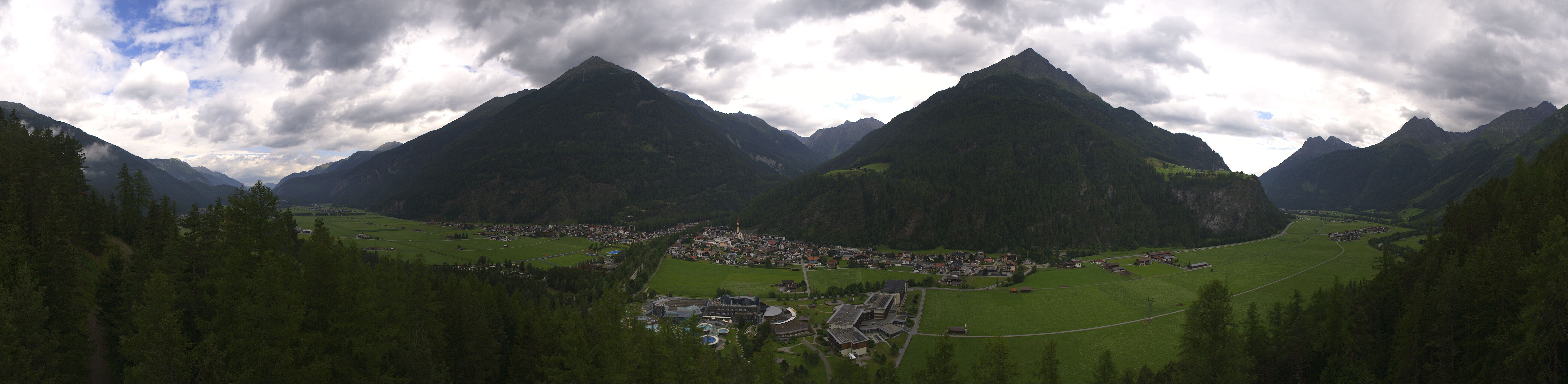 Archiv Foto Webcam Blick auf Längenfeld
