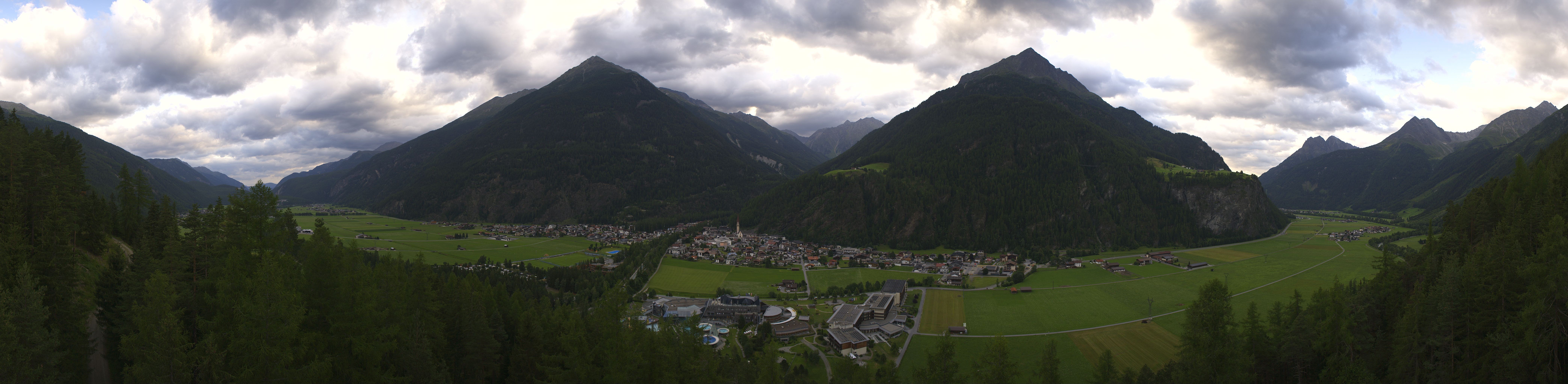 Archiv Foto Webcam Blick auf Längenfeld